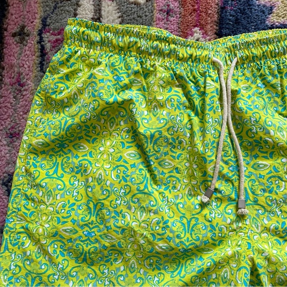 NWOT J.McLaughlin Green Blue Swim Trunks - Picture 3 of 5